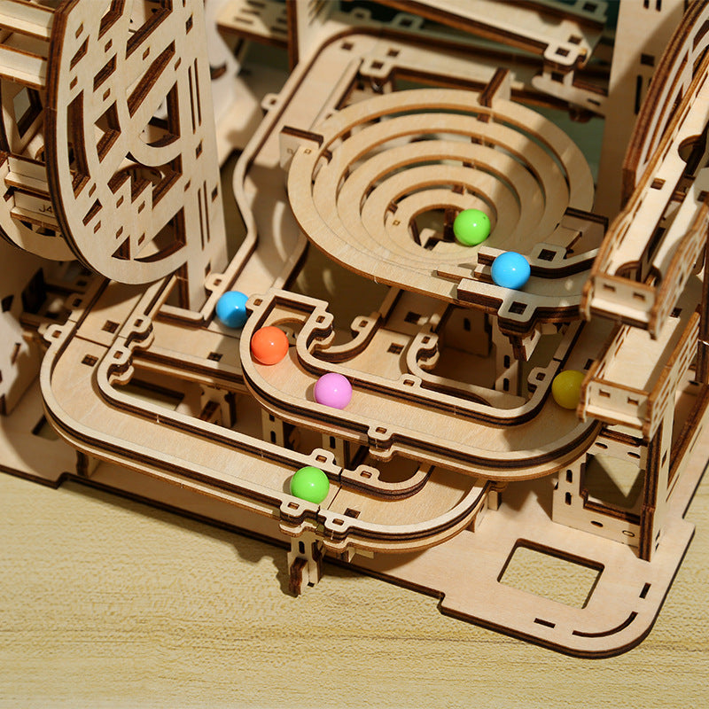 3D Wooden Marble Maze Puzzle