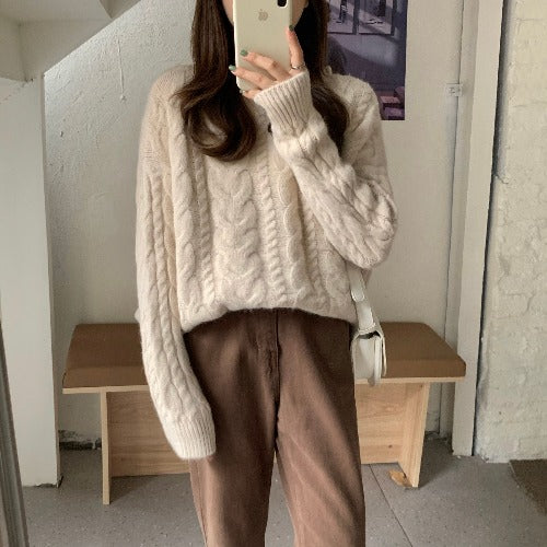 Women's Red Twisted Cable-Knit Pullover Sweater Fall-Winter