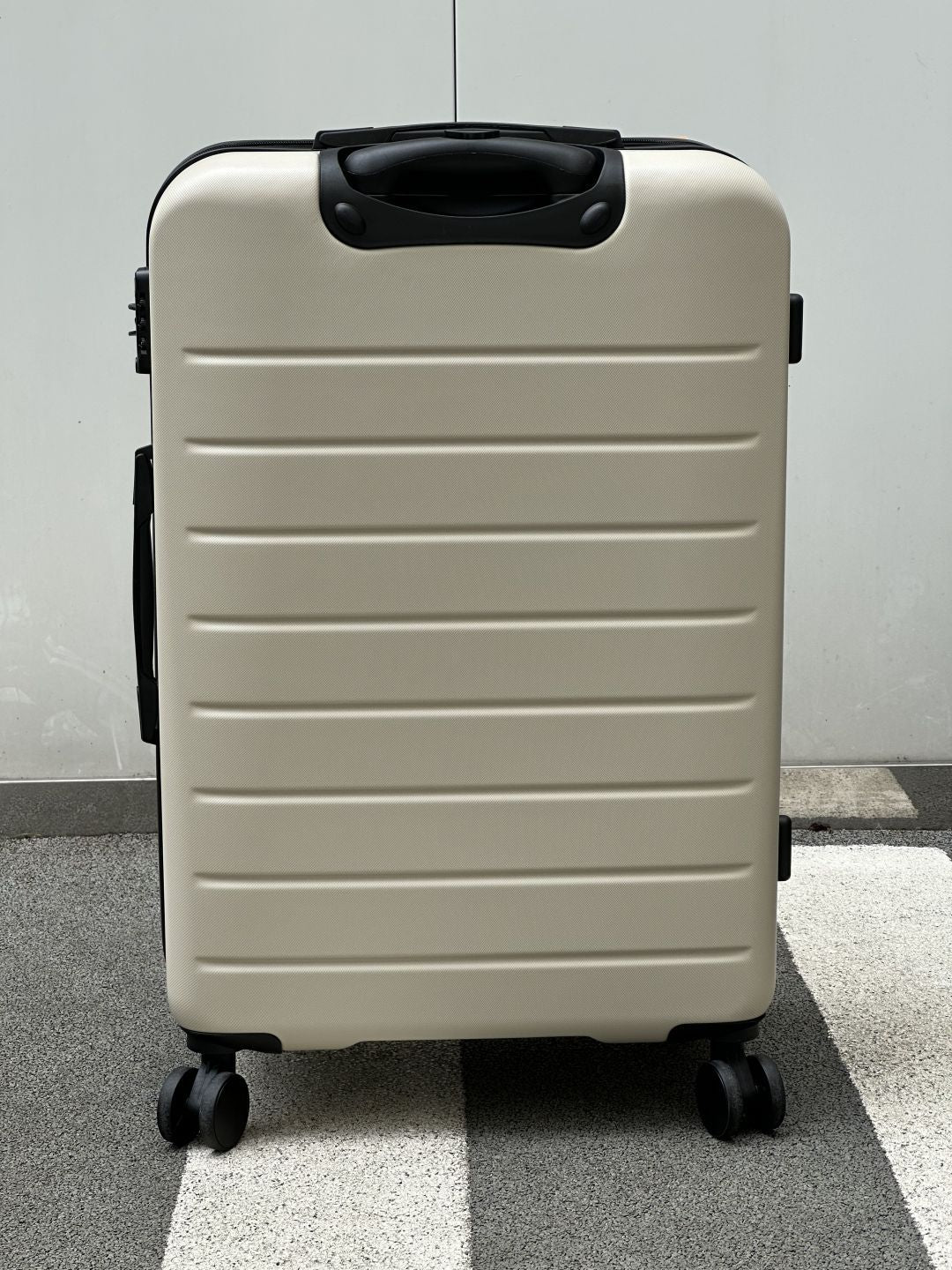 Travel Suitcase with Universal Wheels for Convenient Trips