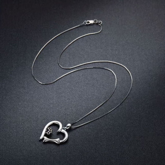 Simple Heart-Shaped Pendant Necklace – Perfect for Pet Lovers