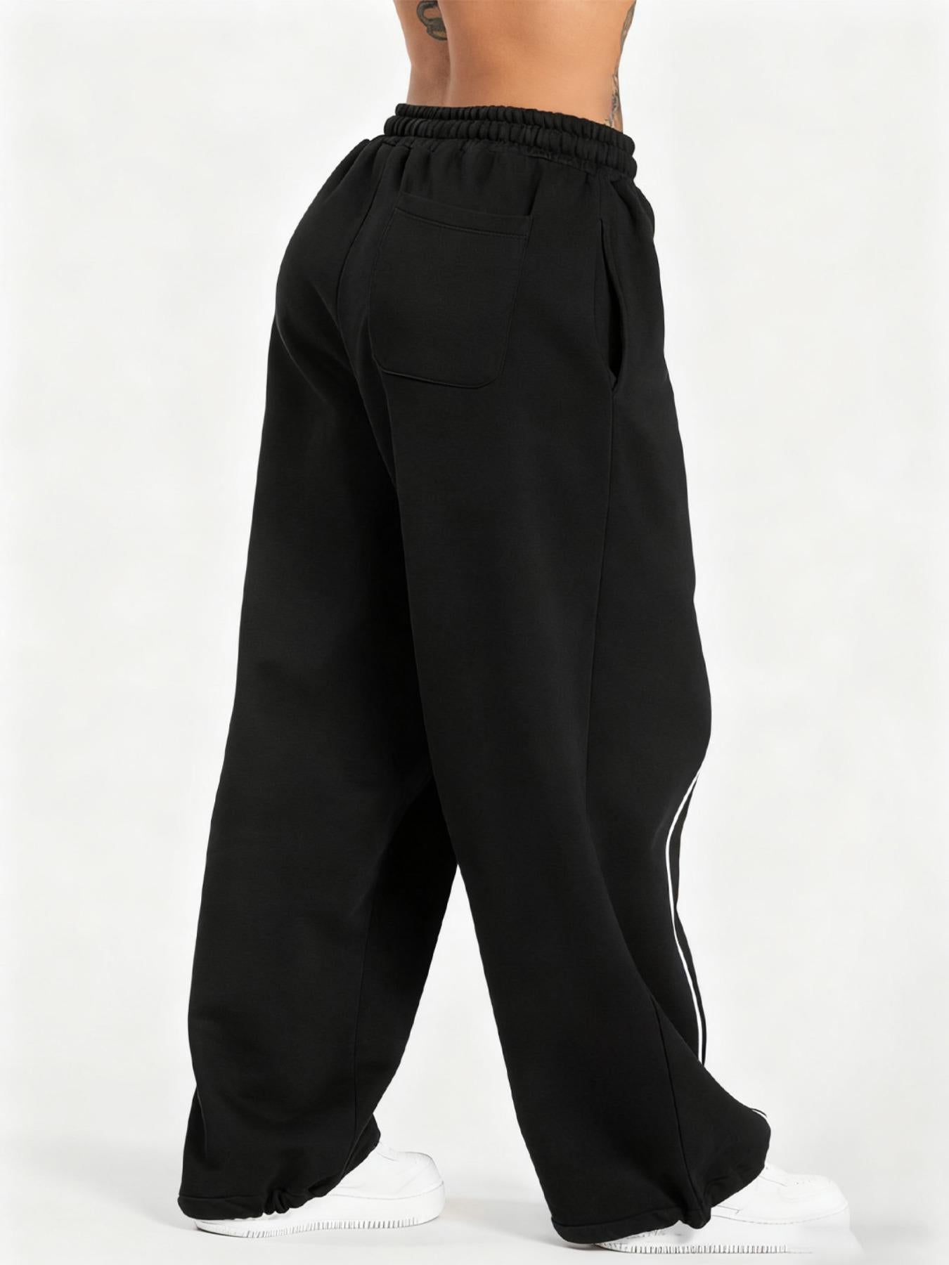 Black and White Wide-Leg Sweatpants Casual Streetwear Fit