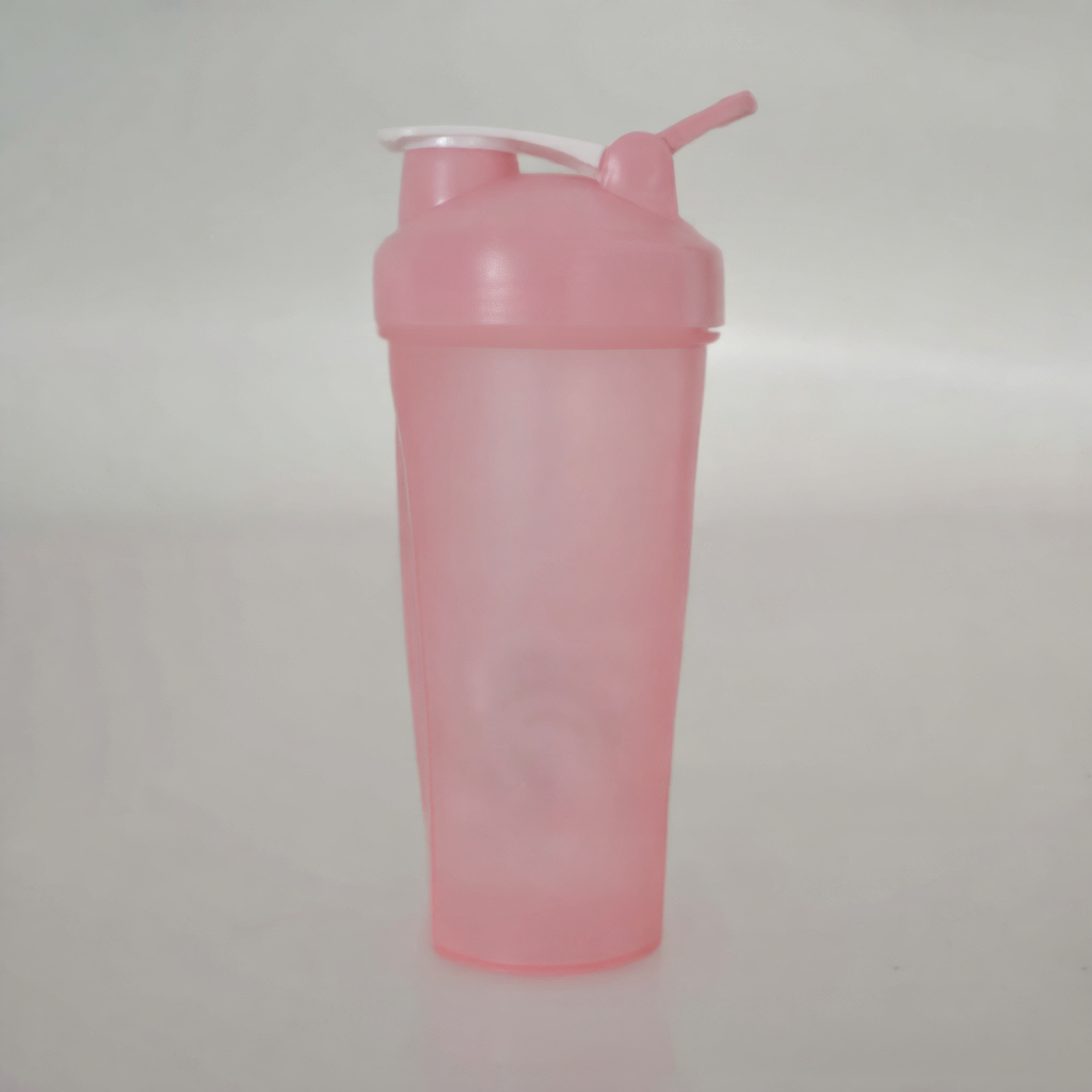 600ml Plastic Protein Shaker Cup with Mixing Ball