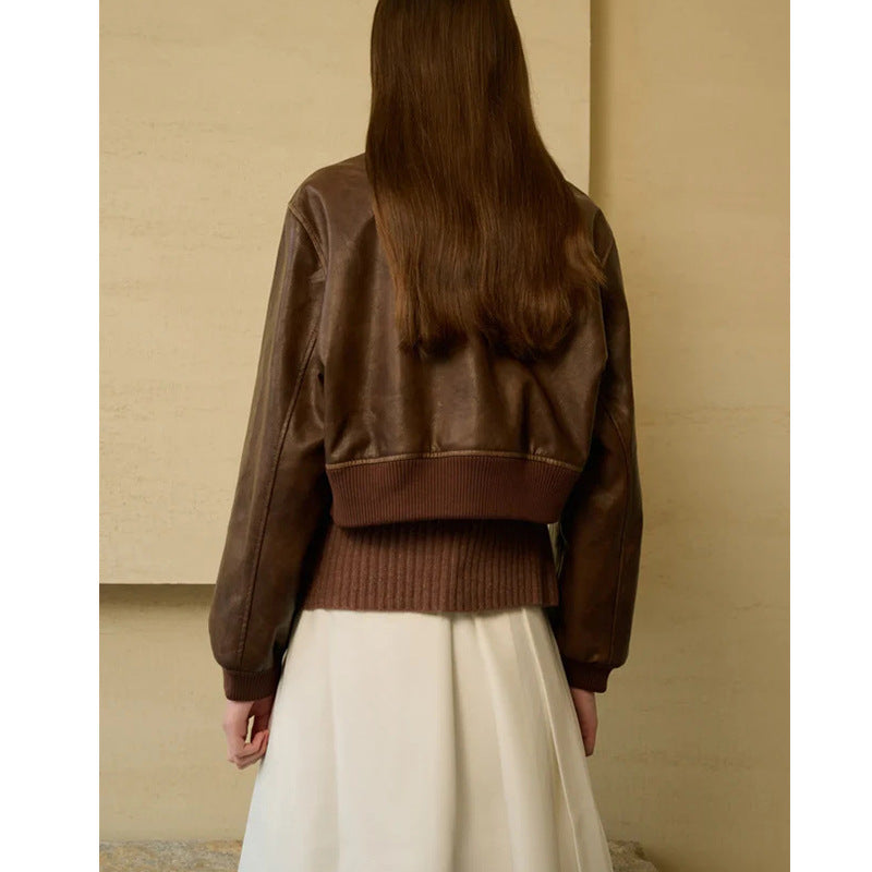 Stylish Zippered Leather Jacket – Retro Biker Inspired Look
