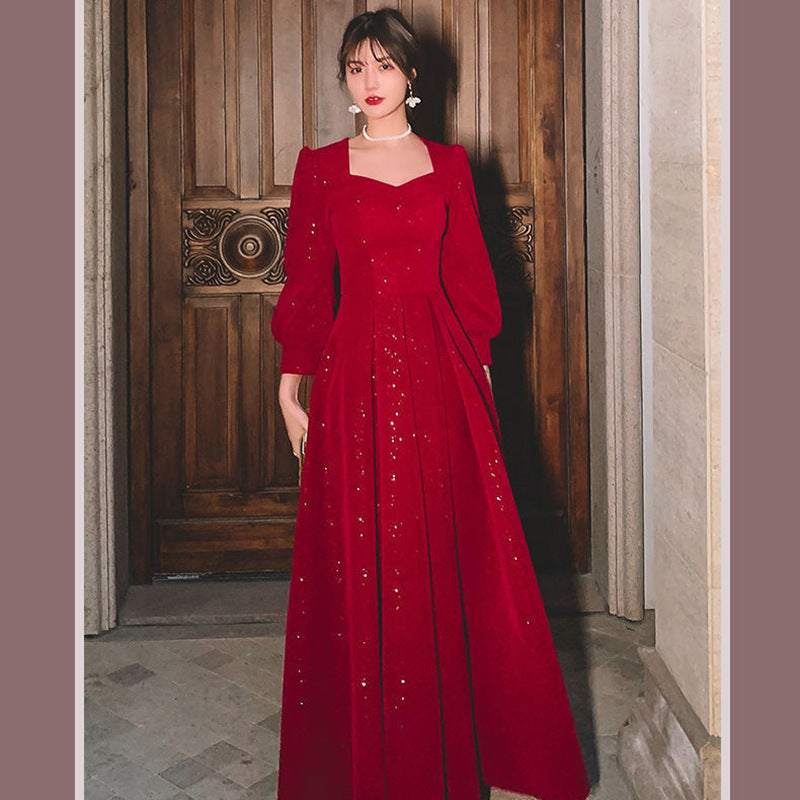 Evening Gown For Banquets Elegant And Sophisticated Style