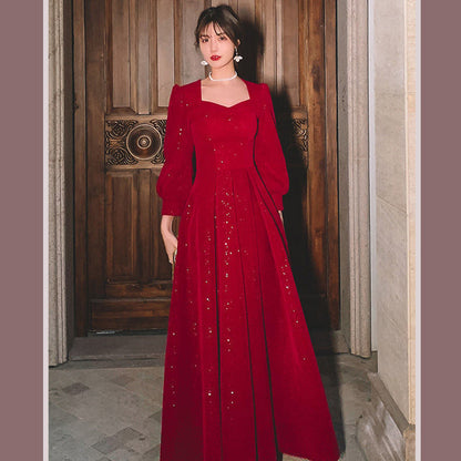 Evening Gown For Banquets Elegant And Sophisticated Style