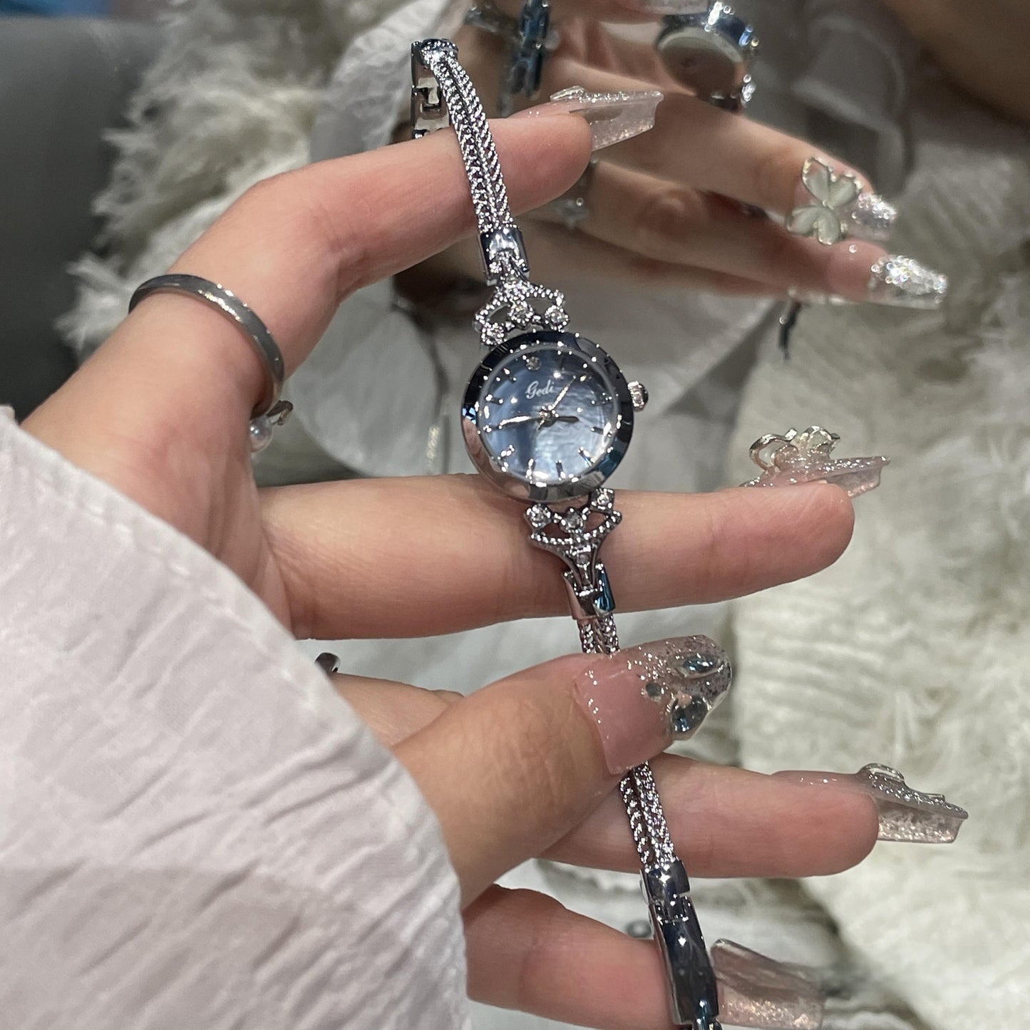 Buy Stylish Minimalist Alloy Womens Watch Elegant Design