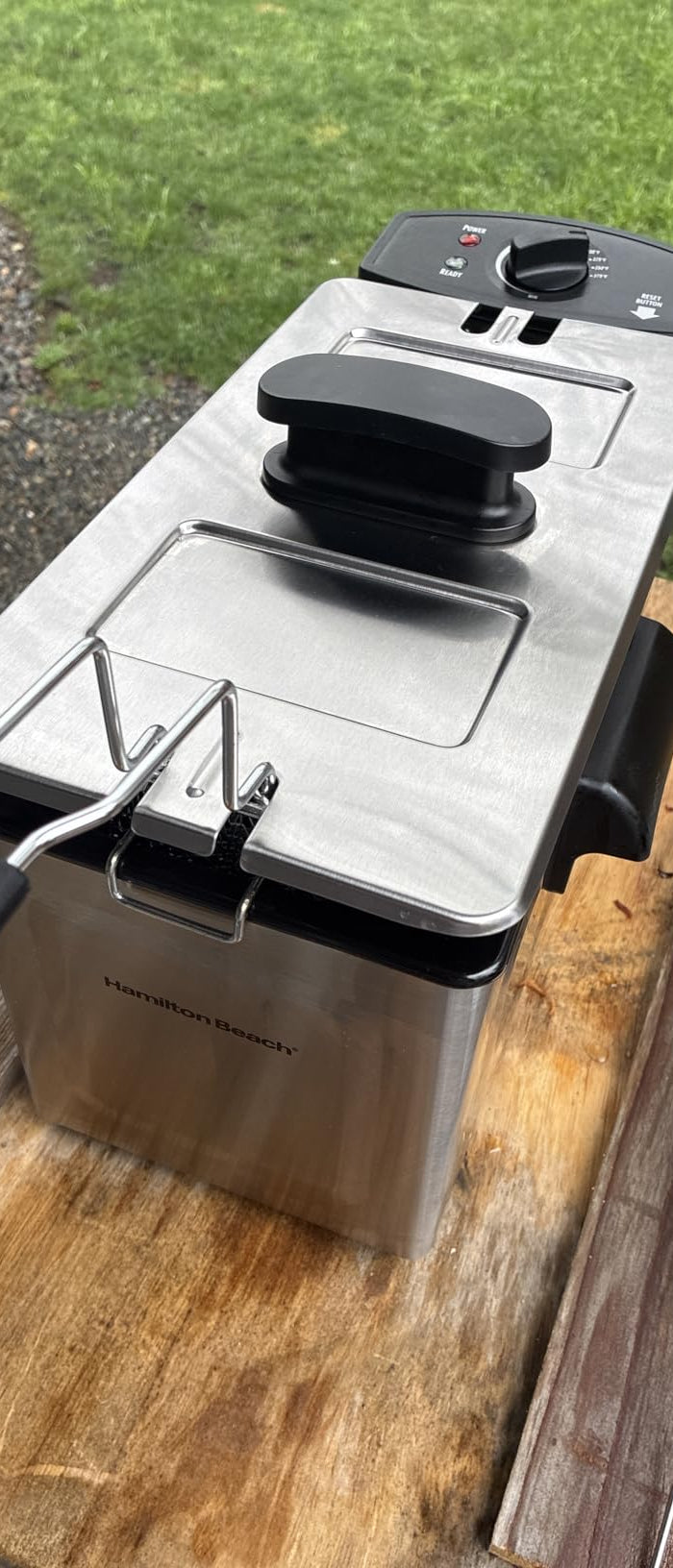 <h3>“I’ve been using this fryer weekly and it works flawlessly. Fries, chicken, and snacks come out restaurant quality. Totally worth the money.”<br/><br/>⭐⭐⭐⭐⭐<br/></h3>