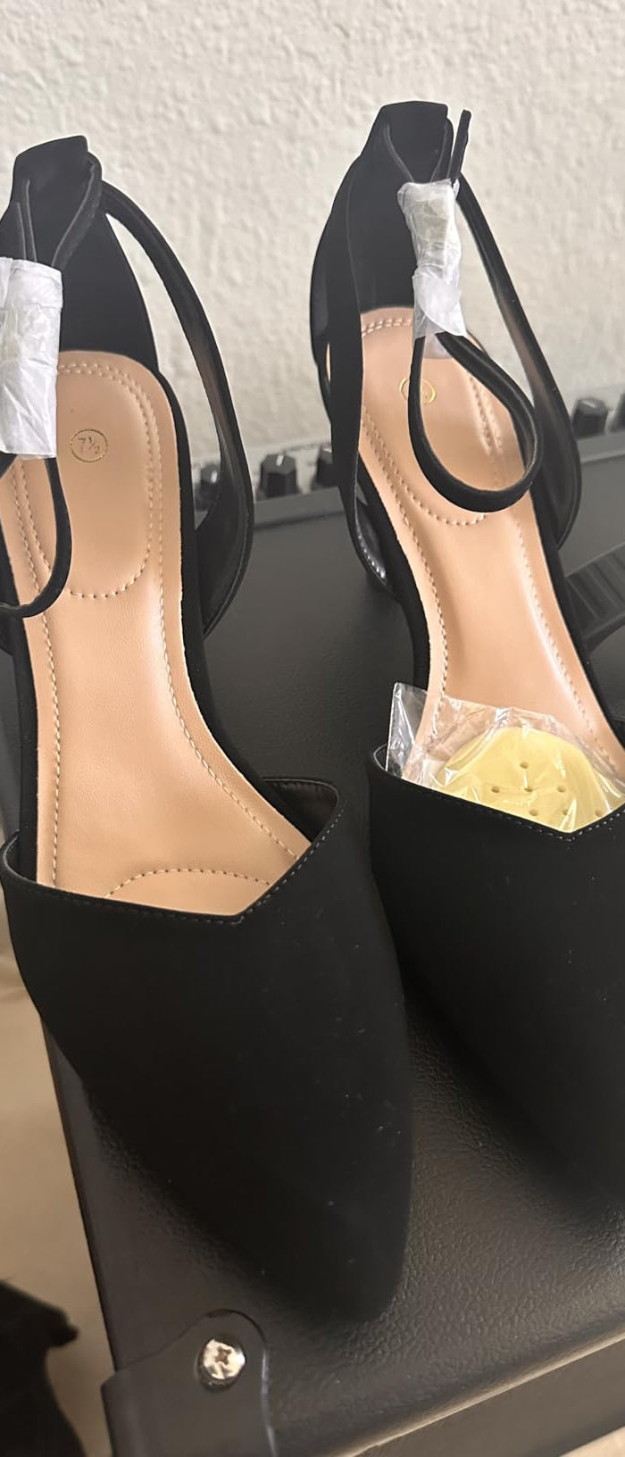 <h3>“Absolutely in love with these heels! They are super comfortable, lightweight, and stylish. Perfect for daily wear, office use, and long outings. The quality feels premium and fits exactly as described.”<br/><br/>⭐ ⭐ ⭐ ⭐ ⭐</h3>