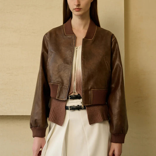 Stylish Zippered Leather Jacket – Retro Biker Inspired Look