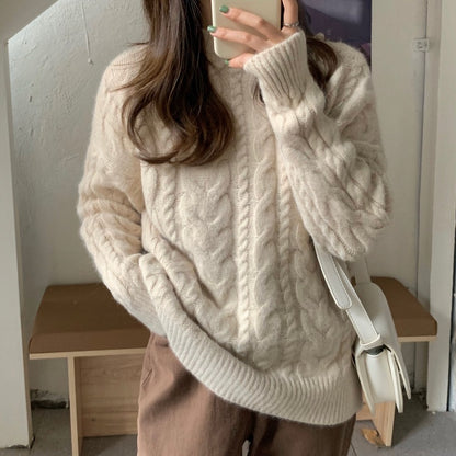Women's Red Twisted Cable-Knit Pullover Sweater Fall-Winter