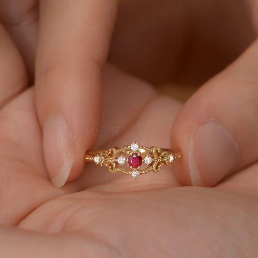 French-Style Faux Ruby Ring Vintage Openwork Fashion Ring