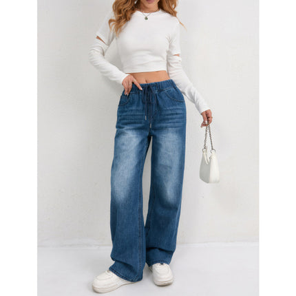 Women’s Fashionable Straight-Leg Denim Jeans Casual & Stylish