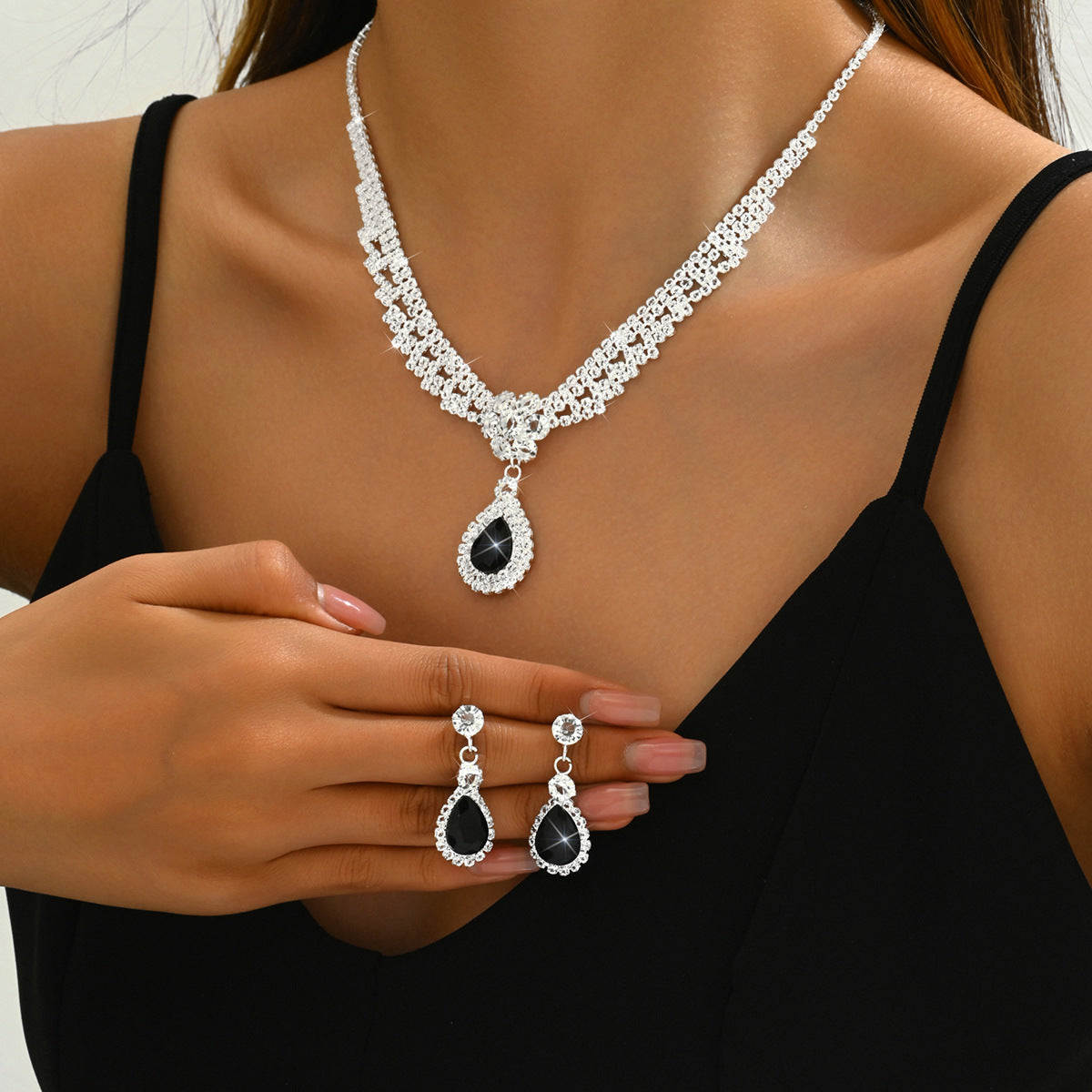 Buy Chic Diamond Teardrop Flower Necklace Set for Elegant Women