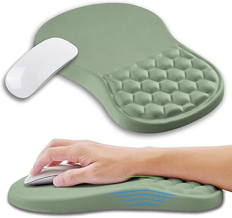 Ergonomic Mouse Pad for Wrist Support & Desk Comfort