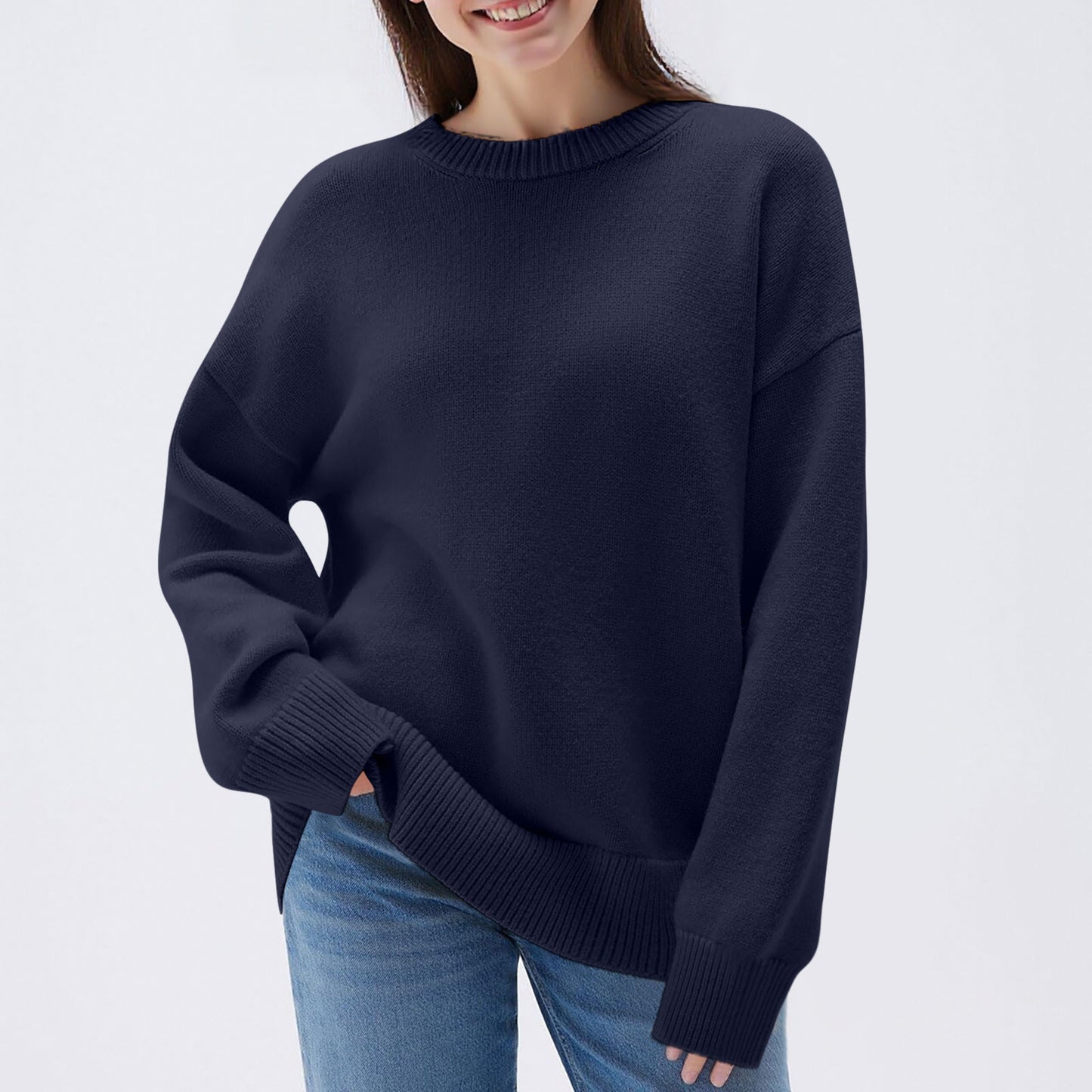 Women’s Round Neck Long-Sleeved Sweatshirt Casual & Loose Fit