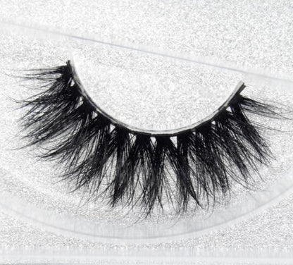 Buy 3D Mink Eyelashes – Natural & Luxurious Lashes