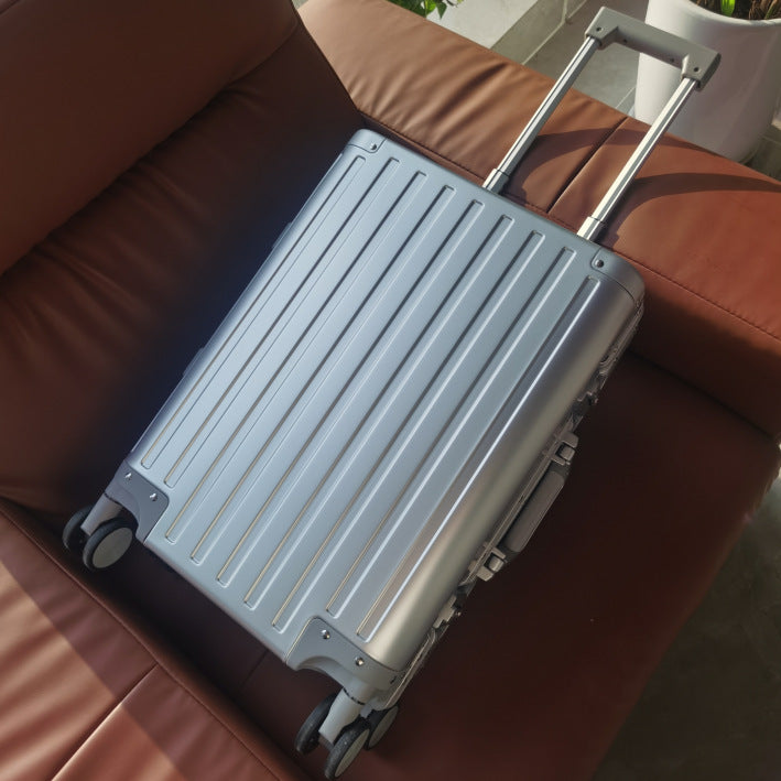 Aluminum Magnesium Alloy Suitcase with TSA Lock for Air Travel Global Swanky 03