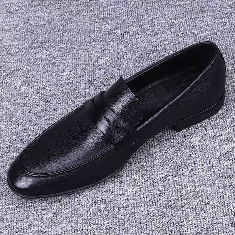  Breathable Leather Shoes for Men – Casual Soft Sole Comfort
global-swanky 3