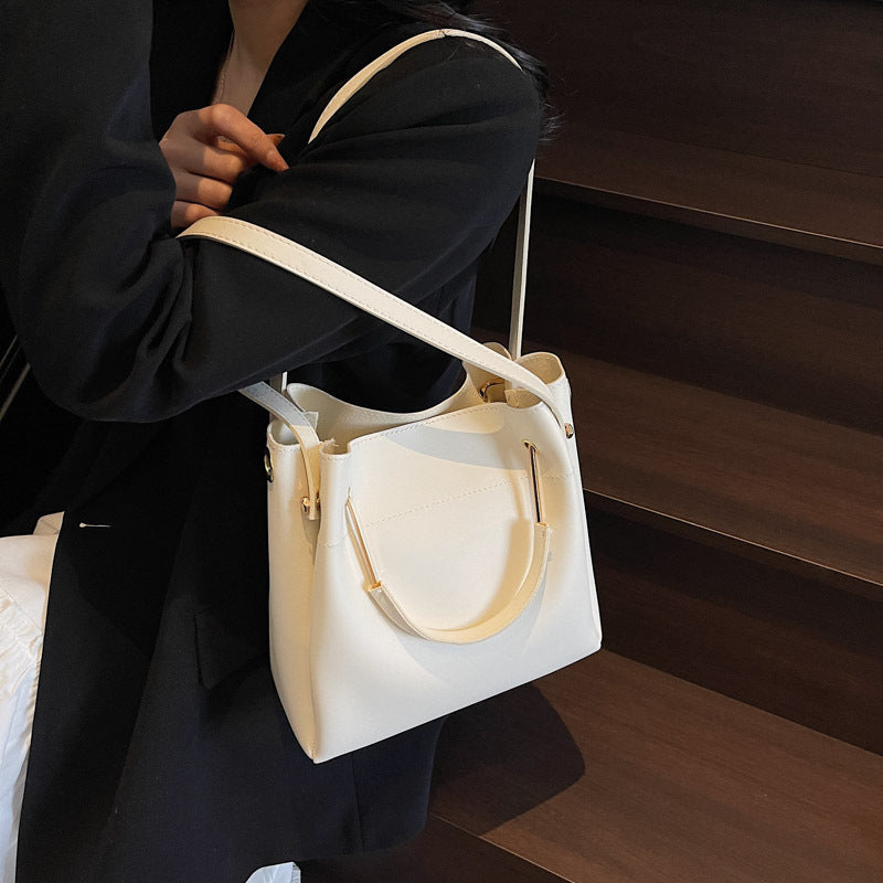  Bucket Bag With All Match Style and Portable Shoulder Comfort 3