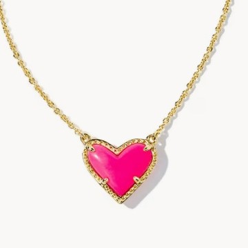 Buy Girls & Women Cubic Zirconia Heart Necklace Chic & Sparkling
global swanky 3