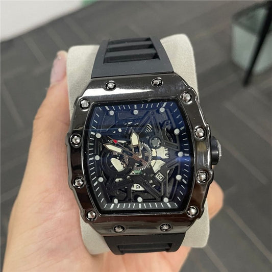  Cylindrical Men’s Watch with Luminous Quartz Movement for Men
global-swanky 1