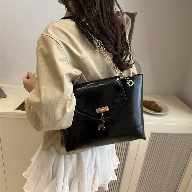 Large Capacity Chain Shoulder Bag – Perfect for Women on the Go globalswanky 1