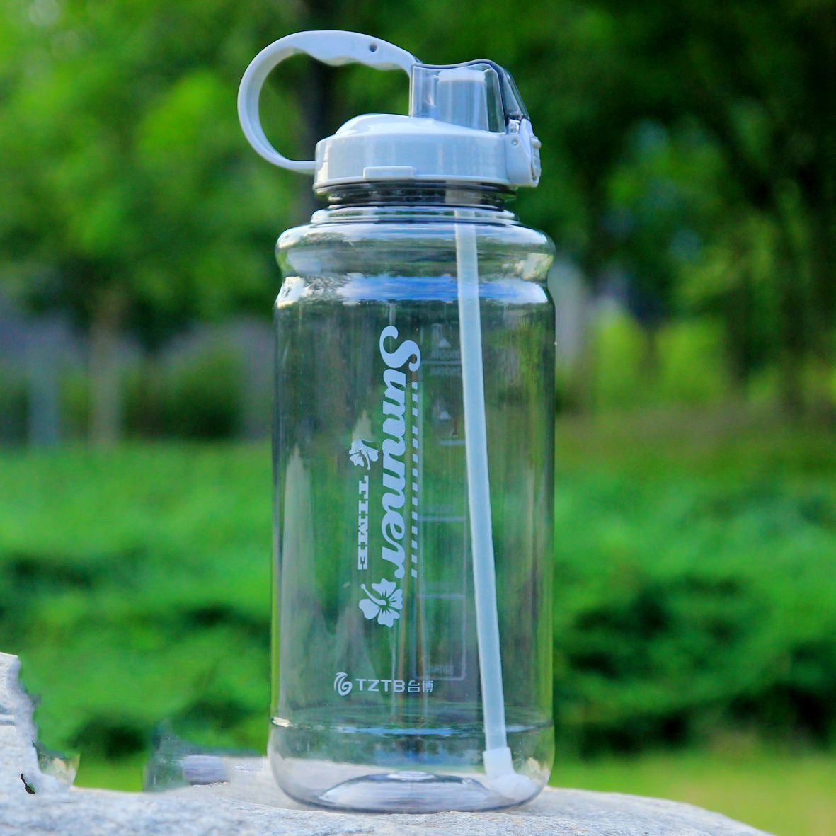 Large Capacity Plastic Water Bottle for Outdoor Hydration Use Global swanky 2