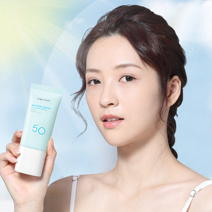  Lightweight Summer Sunscreen for Breathable UV Skin Care Daily Global swanky 1