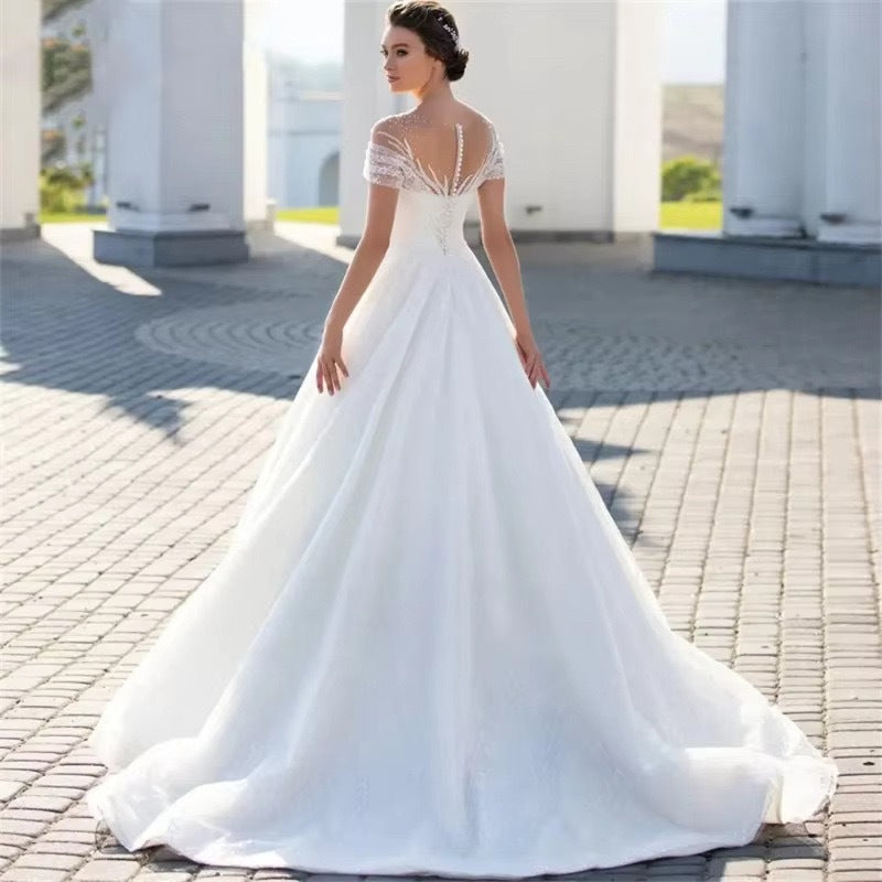 Off-Shoulder Light Wedding Dress Beautiful Bridal Veil Lace
global-swanky 2
