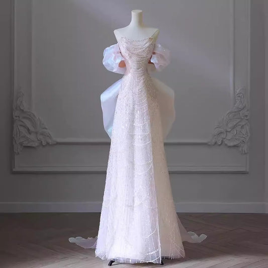 One-shoulder tailored wedding dress Global swanky 3