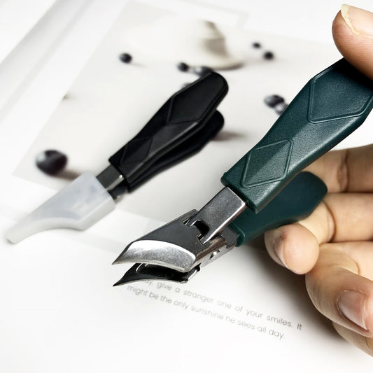 Slanted Jaw Nail Clippers for Safe Ingrown Toenail Care Use globalswanky 01