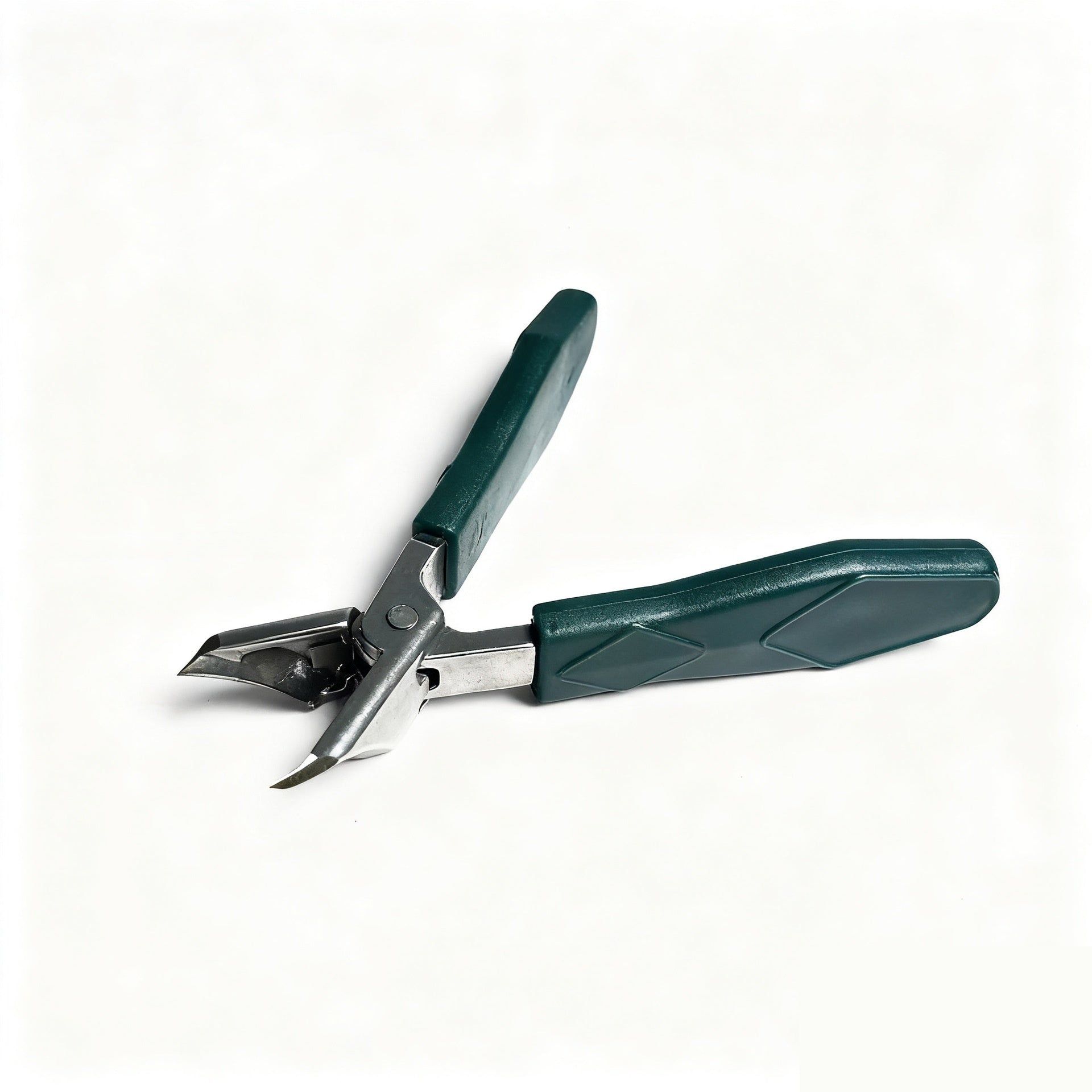 Slanted Jaw Nail Clippers for Safe Ingrown Toenail Care Use globalswanky 02