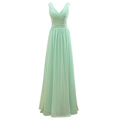 Three Styles of Bridesmaid Dresses Perfect for Every Wedding
global-swanky 3