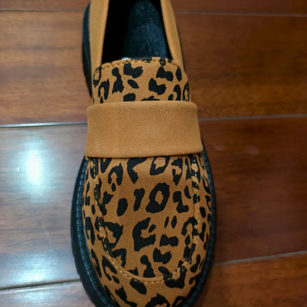Fall Plus-Size Leopard-Print Loafers for Easy Slip-on Wear