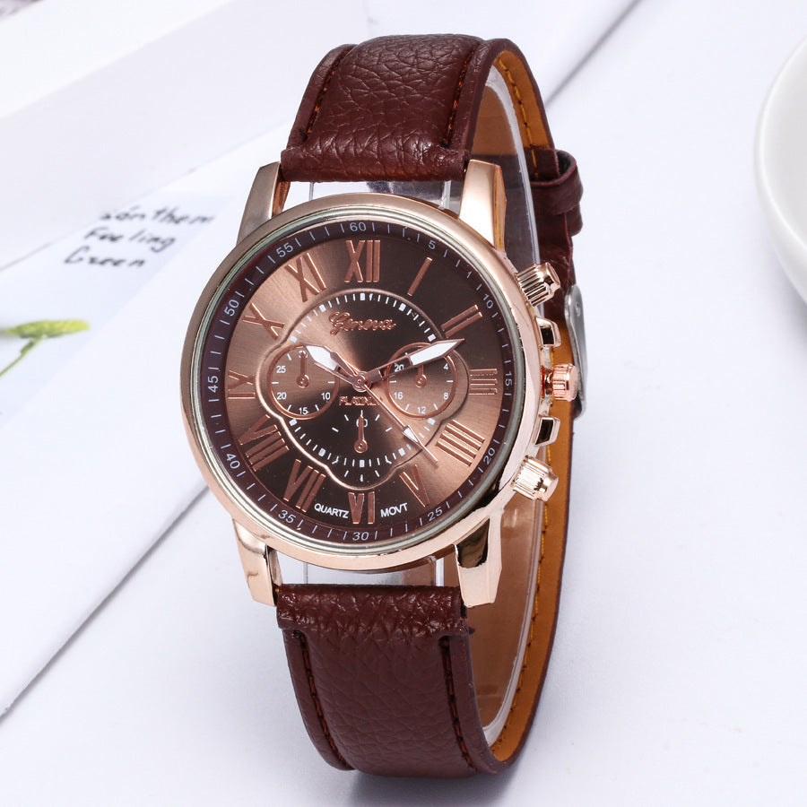 A fake three-eye double-layer leather strap ladies' watch