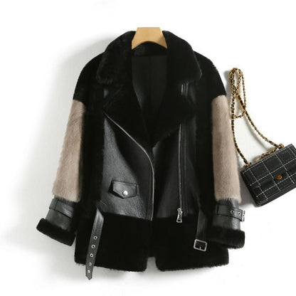A fur-and-cloth integrated waterfowl fur coat