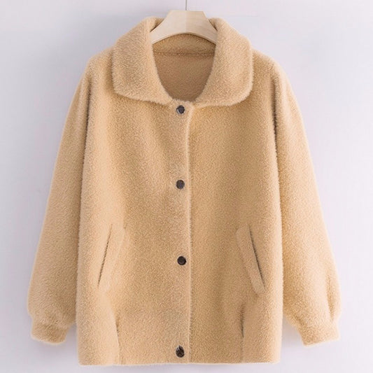 A knitted cardigan imitating mink wool for middle-aged and elderly people