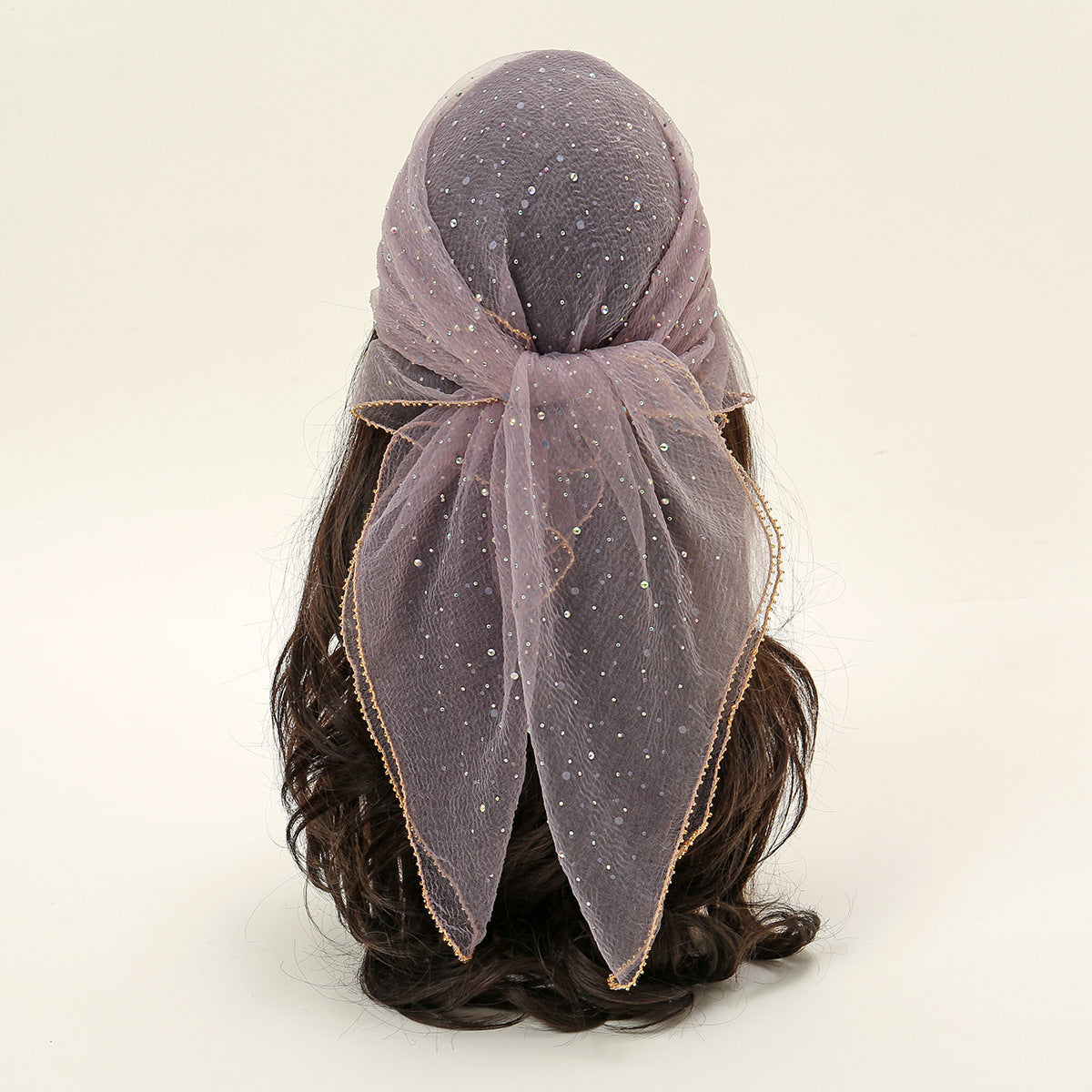 A lady's charm with a diamond 80 square scarf
