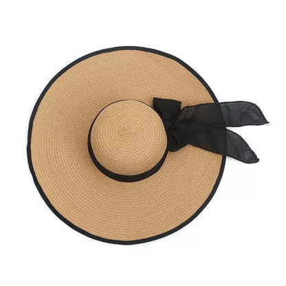 A large-brim sun hat for women's summer sun protection