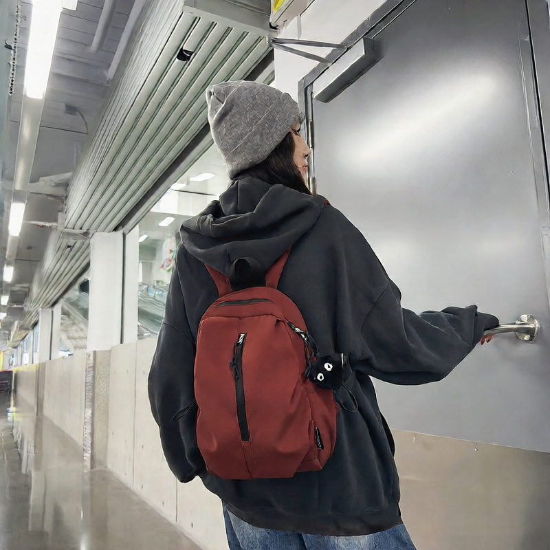 A light backpack for spring outings