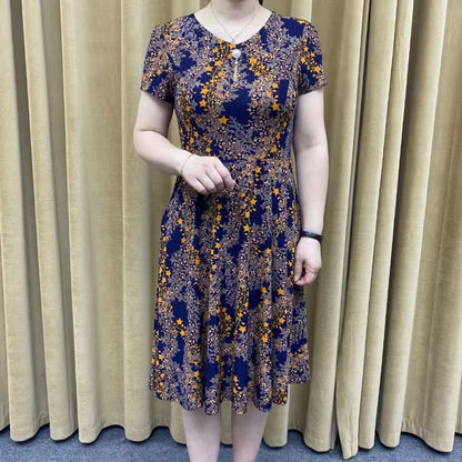 A loose MIDI dress that covers the belly