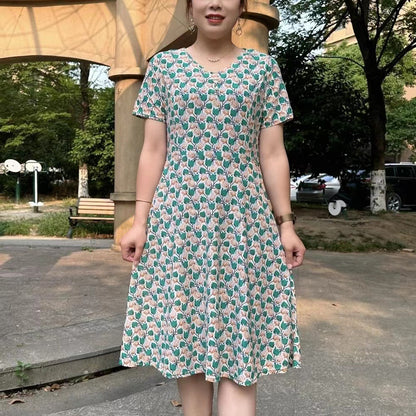 A loose MIDI dress that covers the belly