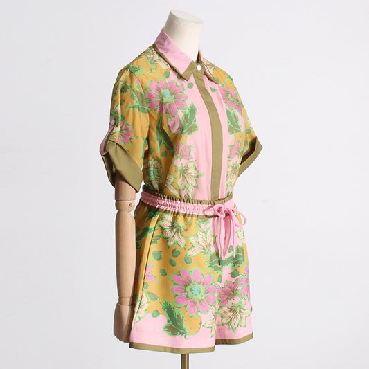 A niche women's fashion two-piece set