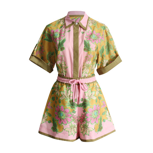 A niche women's fashion two-piece set