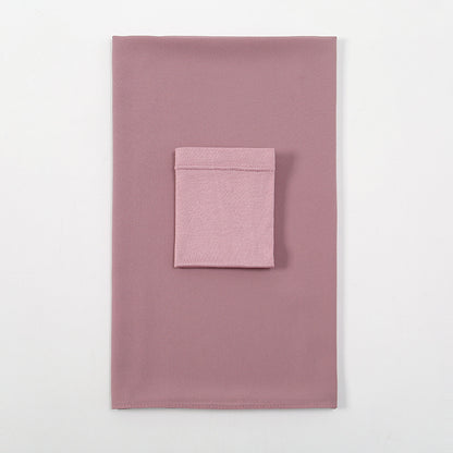 A one-piece set of scarf, top and hat