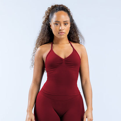 A one-piece yoga vest with a chest cushion for a beautiful back