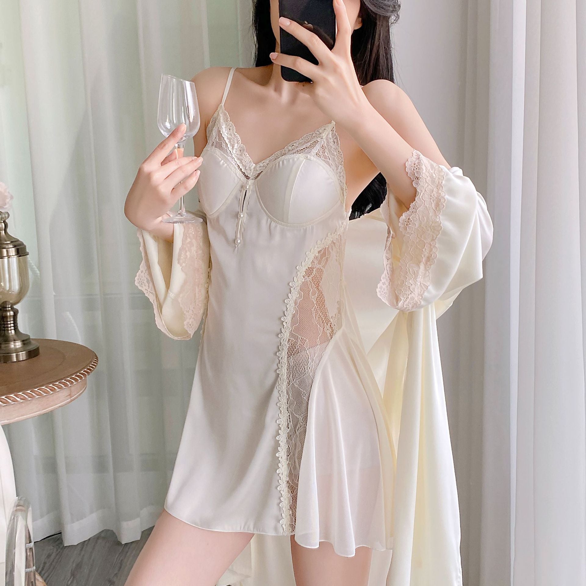 A pure and sensual, sexy and cute nightgown set