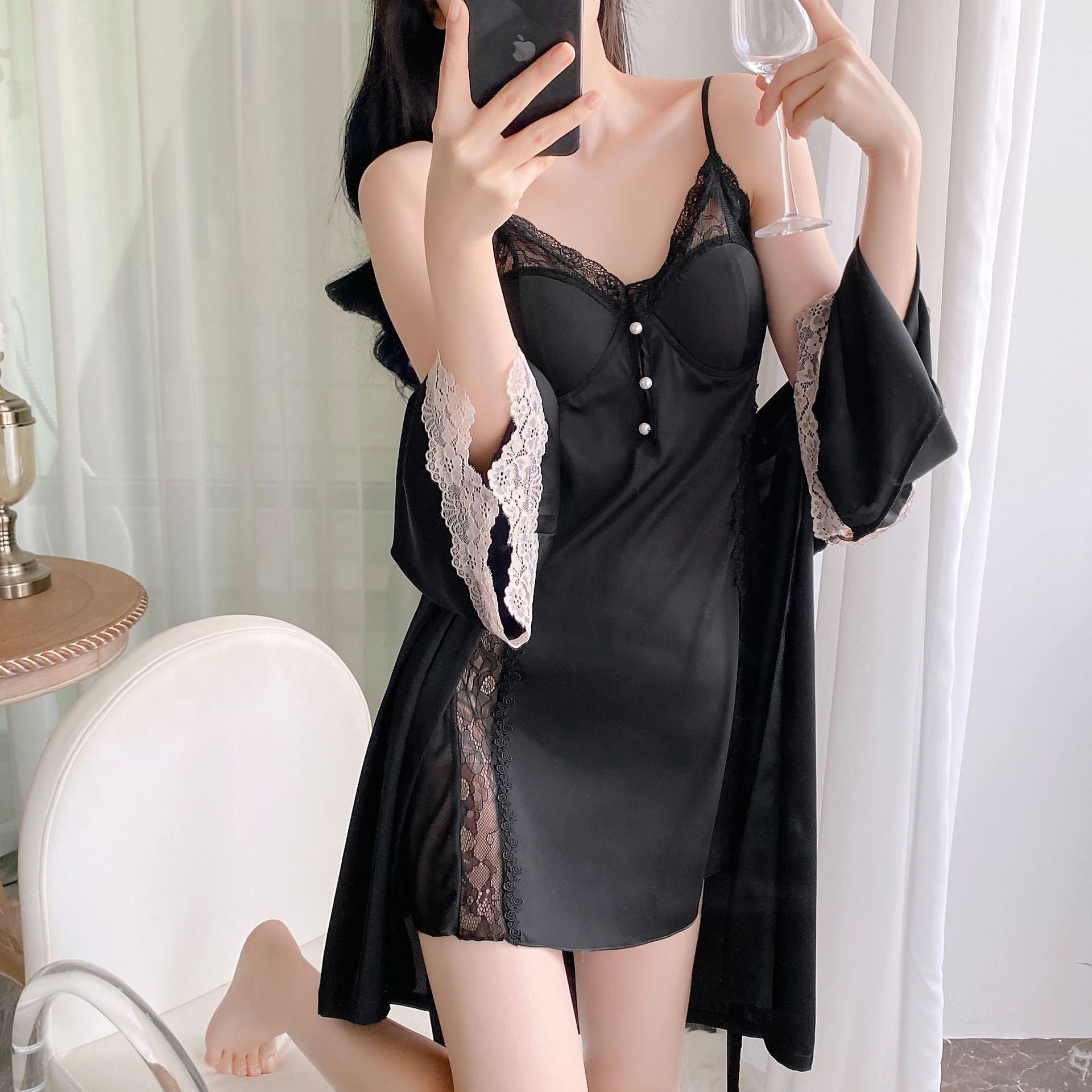 A pure and sensual, sexy and cute nightgown set