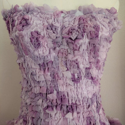 A short ruffled dress for women