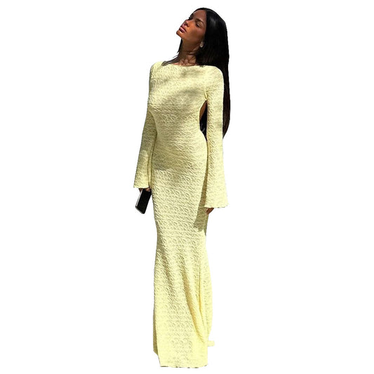 A slimming backless long dress